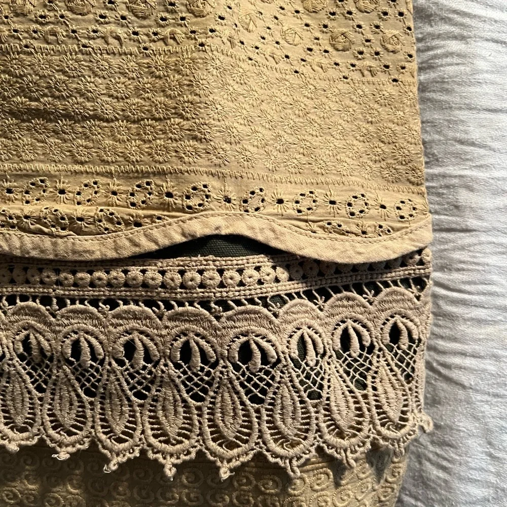 Tan Mona B Woven Tote with Geometric and Lace Details - Picture 2 of 11
